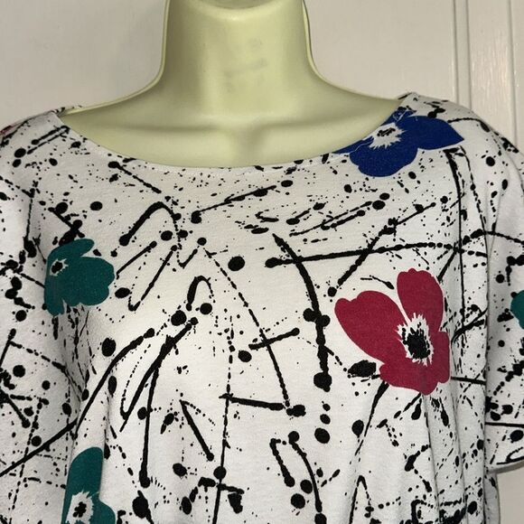 Vtg 70s/80s Jessica Scott Floral Print Black Paint Splatter Cap Sleeve Knit Top - Picture 2 of 7